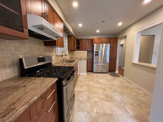 Toronto E05, ON M1T 1W5,84 Scarden AVE #Main fl