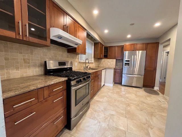 Toronto E05, ON M1T 1W5,84 Scarden AVE #Main fl