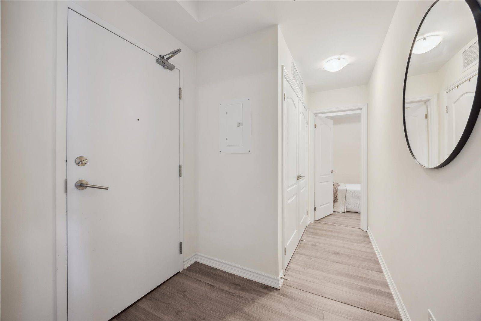 Whitby, ON L1N 9X4,670 Gordon ST #402