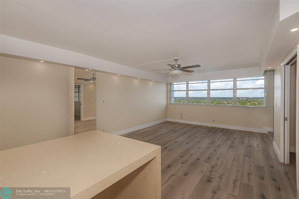 Hollywood, FL 33019,1400 S Ocean Dr  #1605