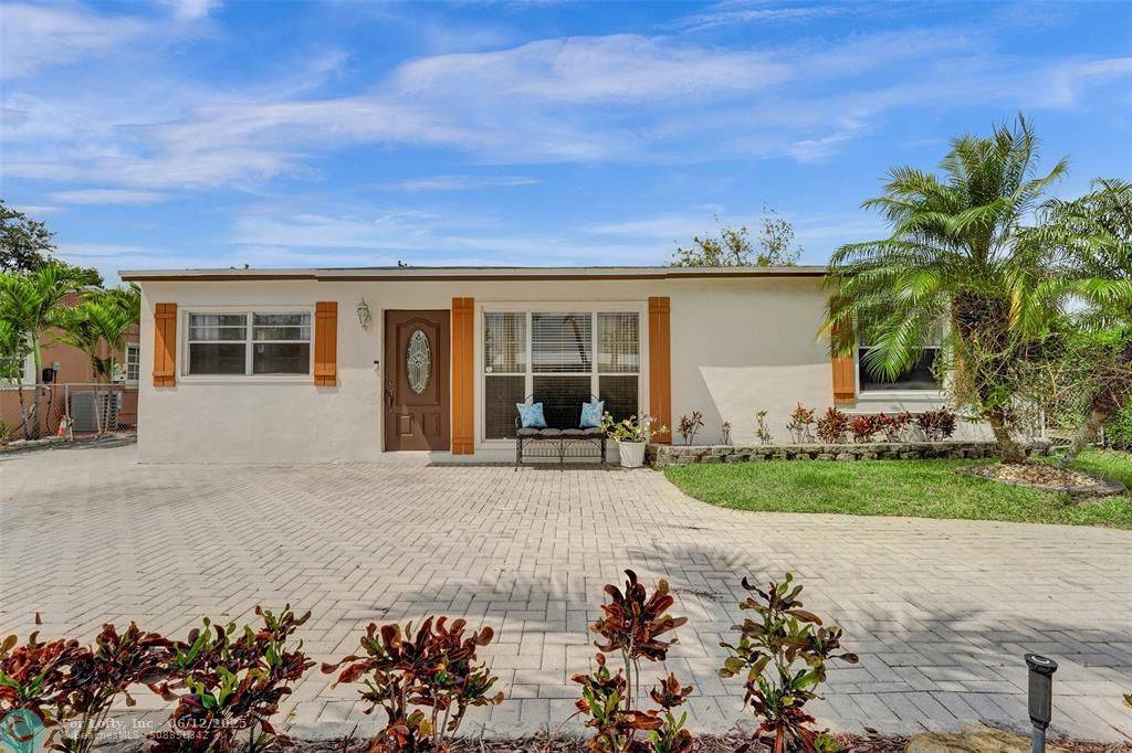 4961 SW 12th Ct, Plantation, FL 33317