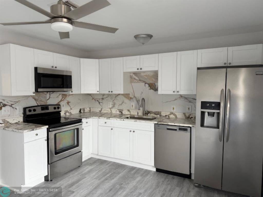 Oakland Park, FL 33334,490 NE 33rd St