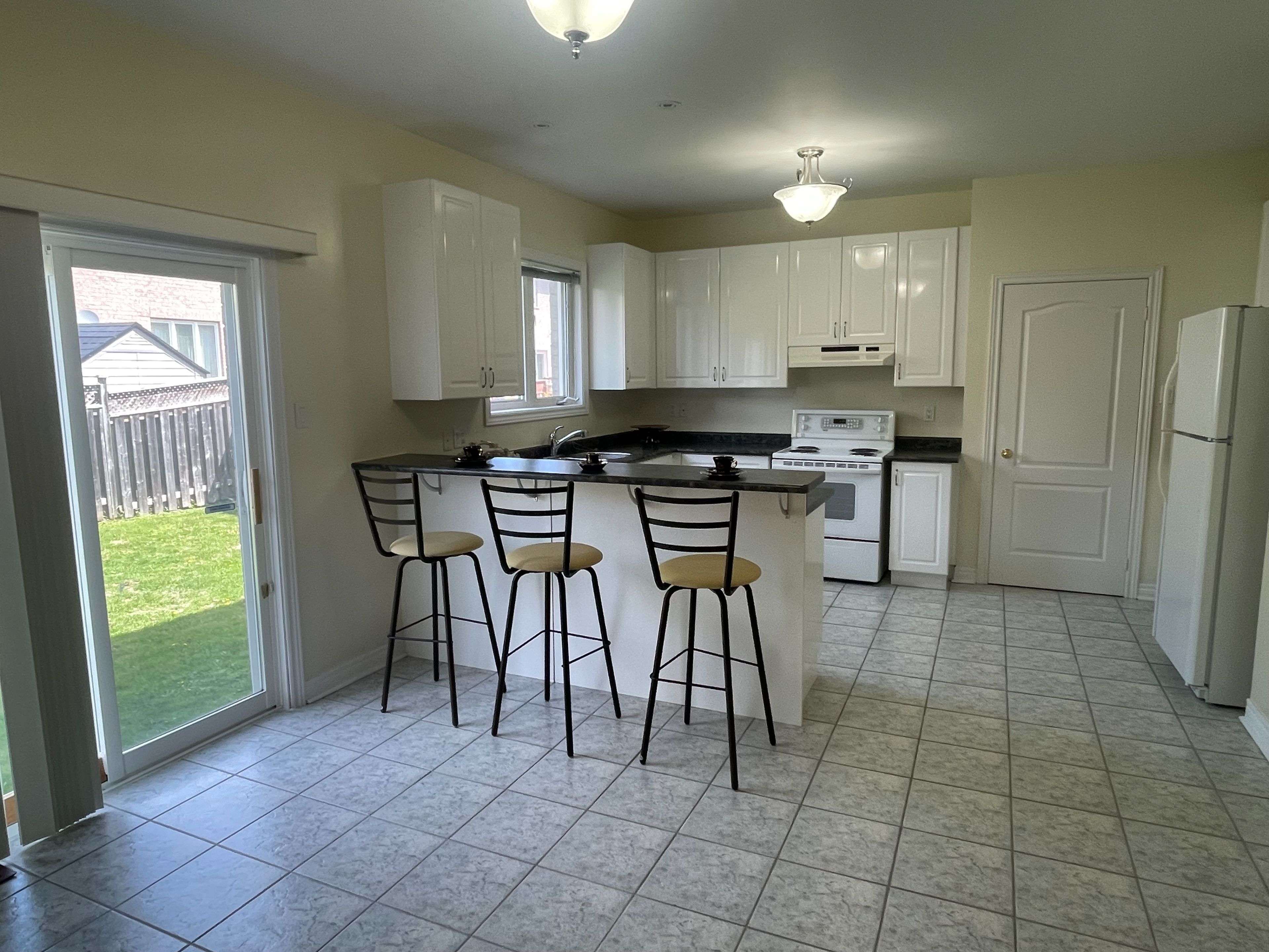 Markham, ON L6C 2Z6,22 Briarglen RD