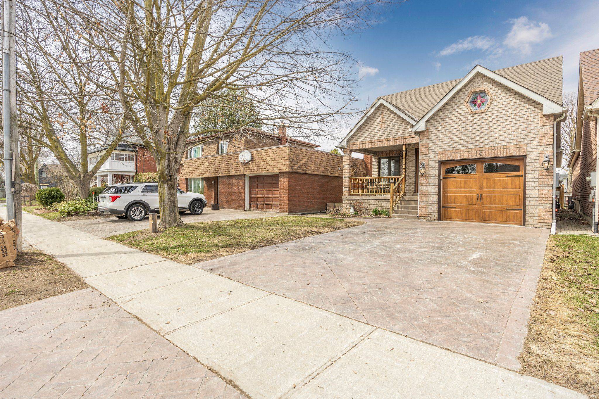 New Tecumseth, ON L9R 1J4,14 Albert ST E