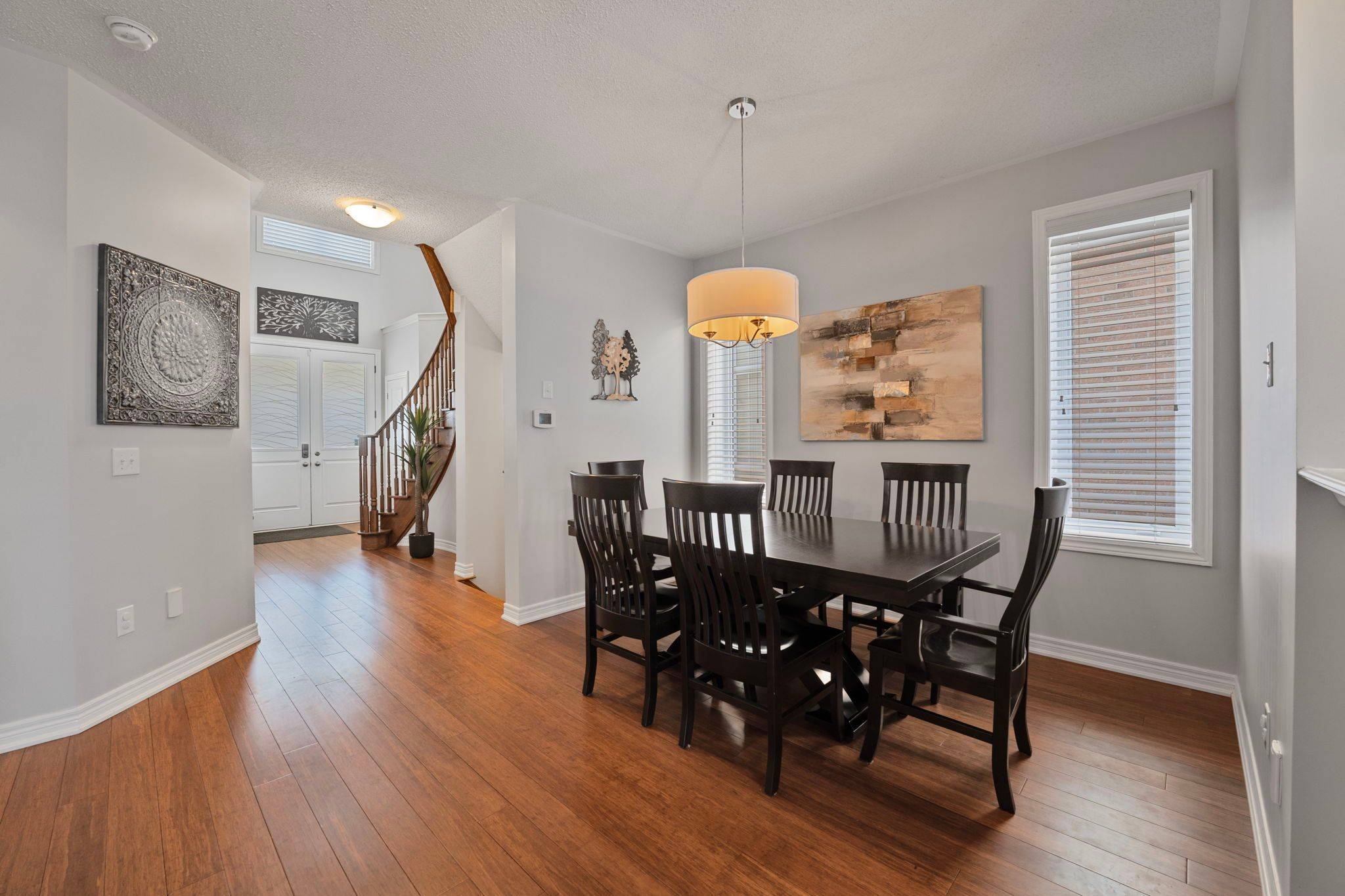 Bradford West Gwillimbury, ON L3Z 2A5,95 Rogers TRL