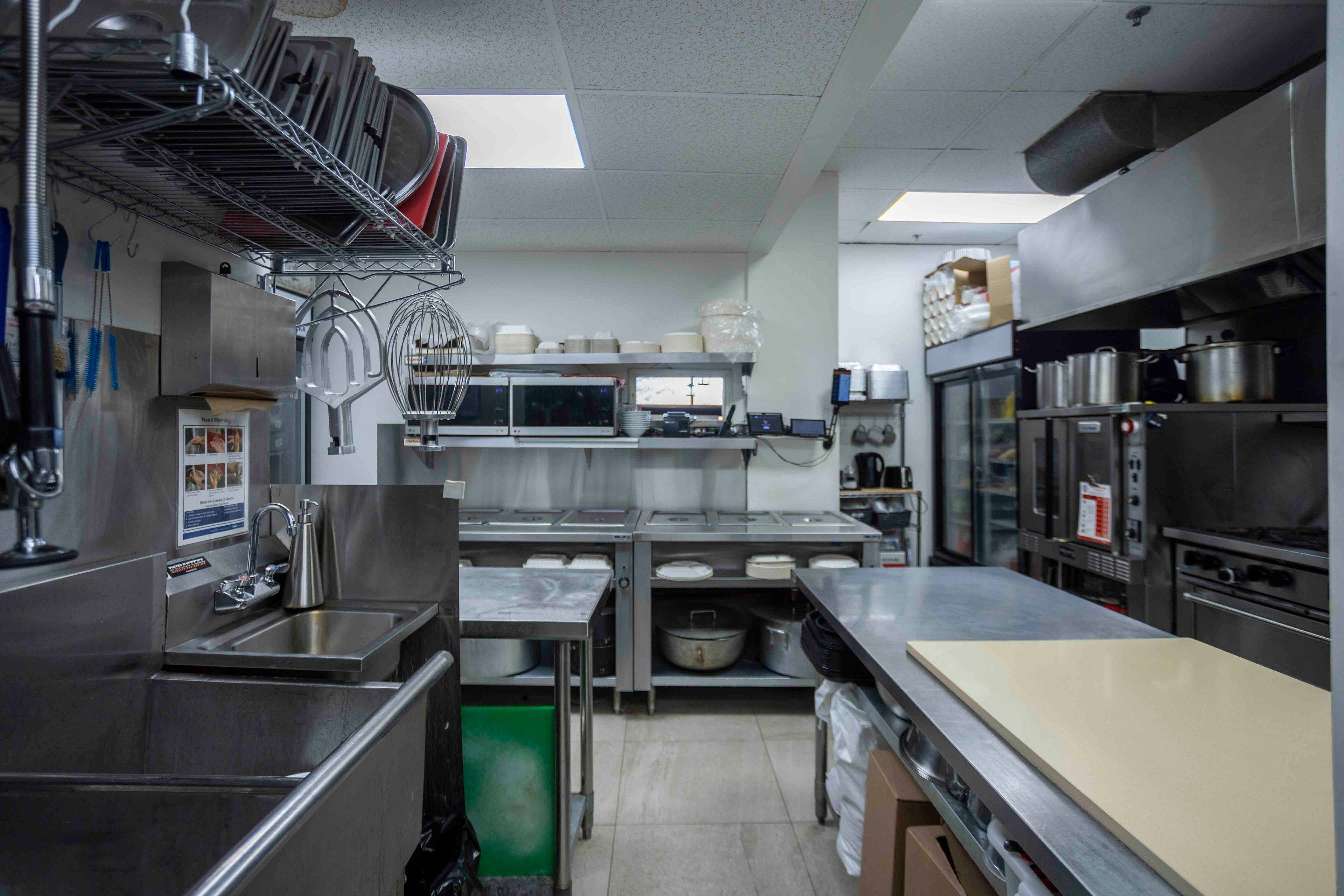 Toronto W05, ON M9L 2W1,4801 Steeles AVE W #6