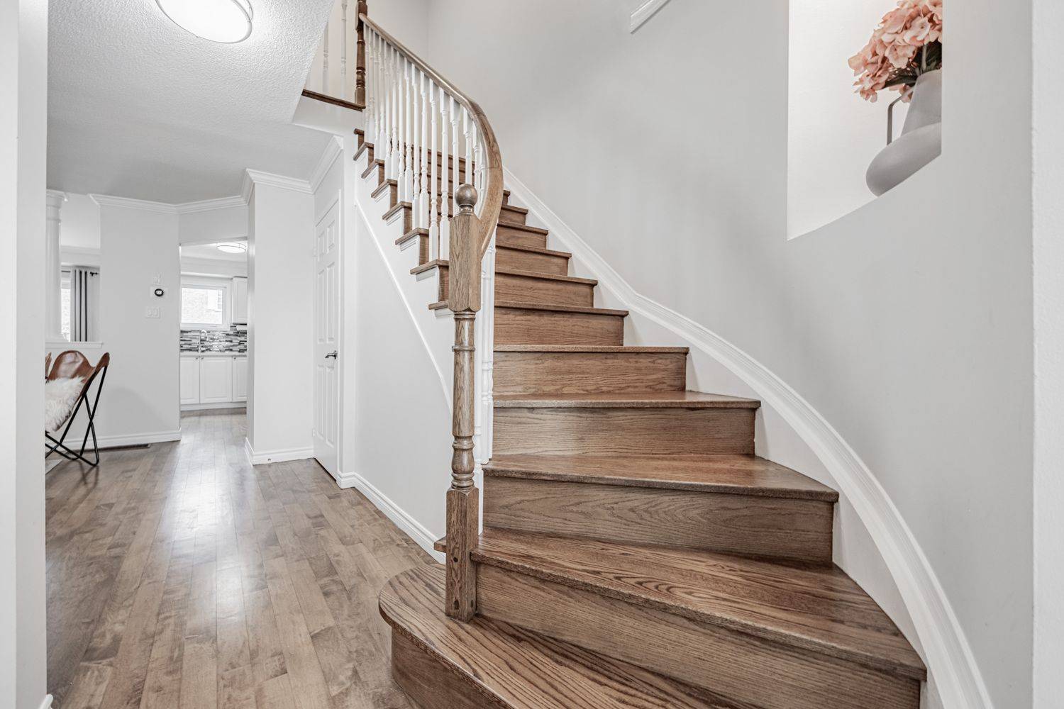 Burlington, ON L7M 4M6,4020 Berton AVE
