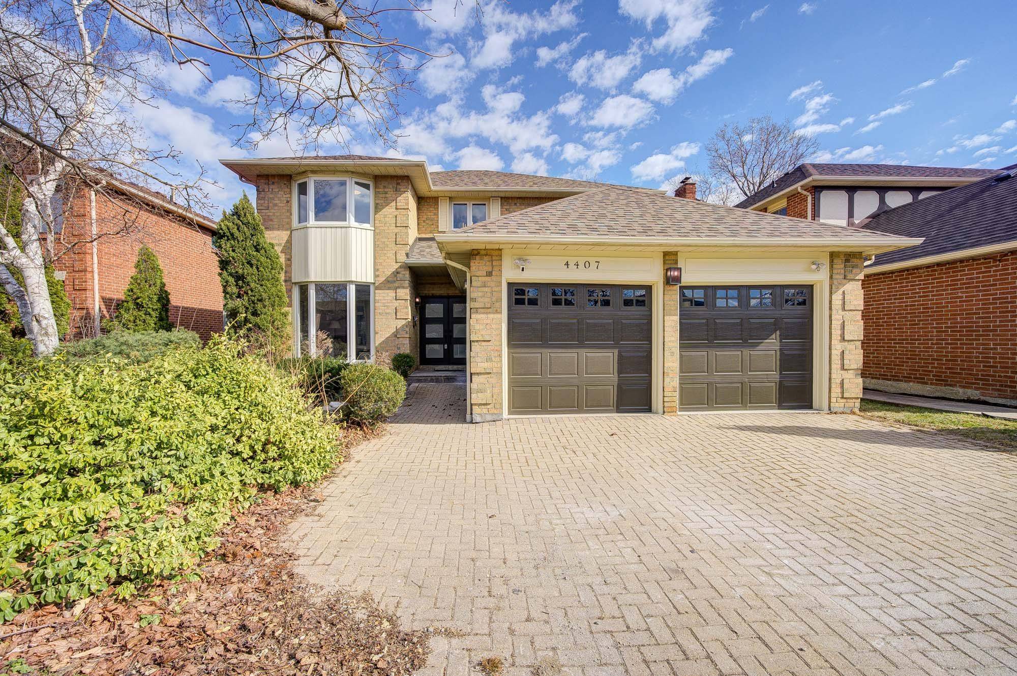 Mississauga, ON L5C 4K1,4407 Beacon LN