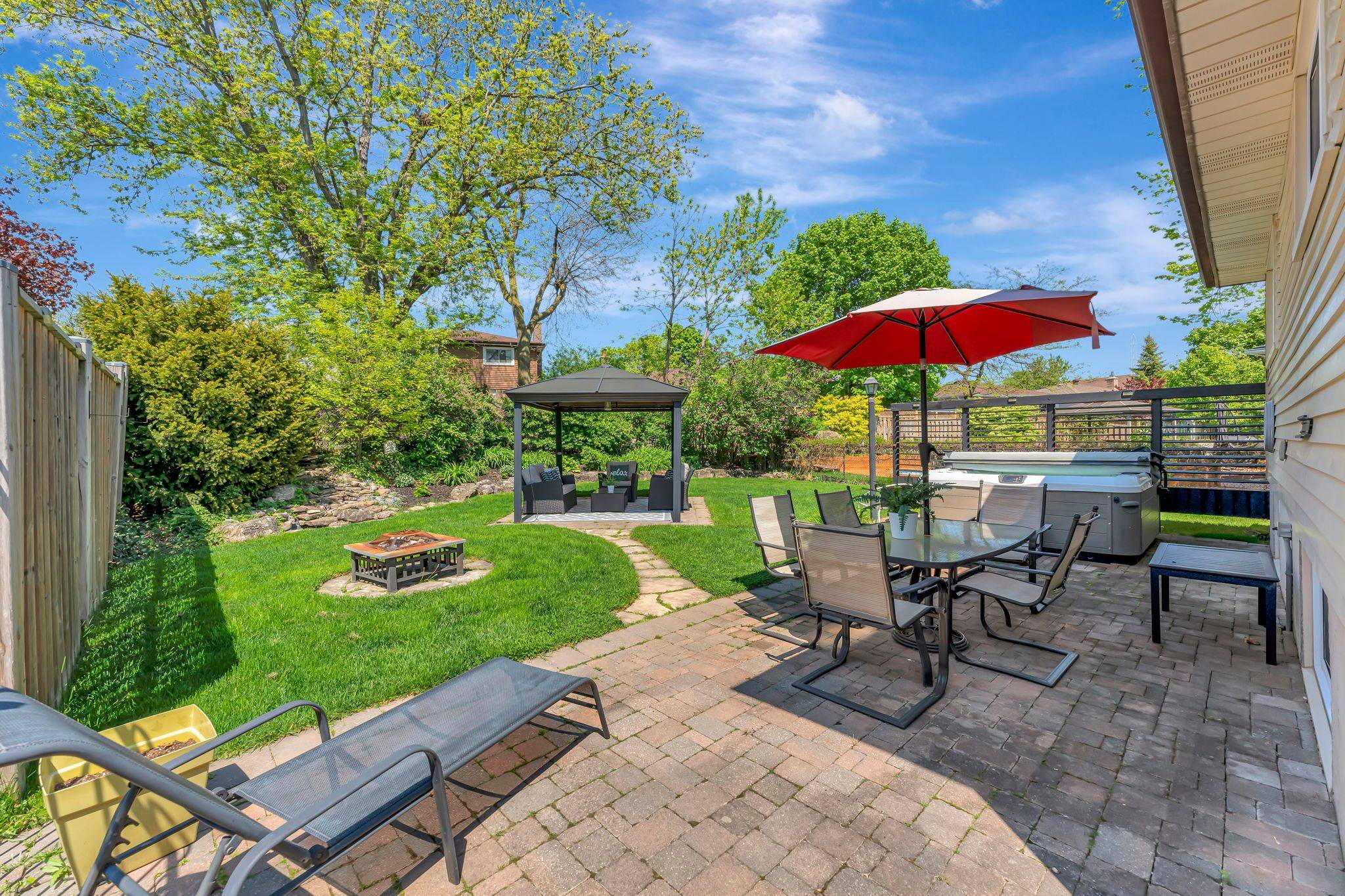717 Coulson AVE, Milton, ON L9T 4J3
