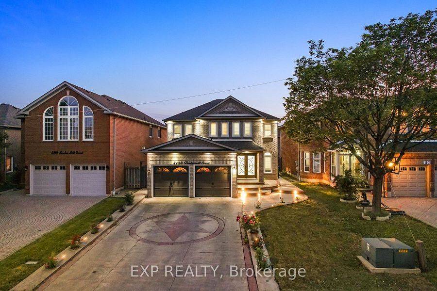 5122 Timber Mill CT, Mississauga, ON L5V 2B8