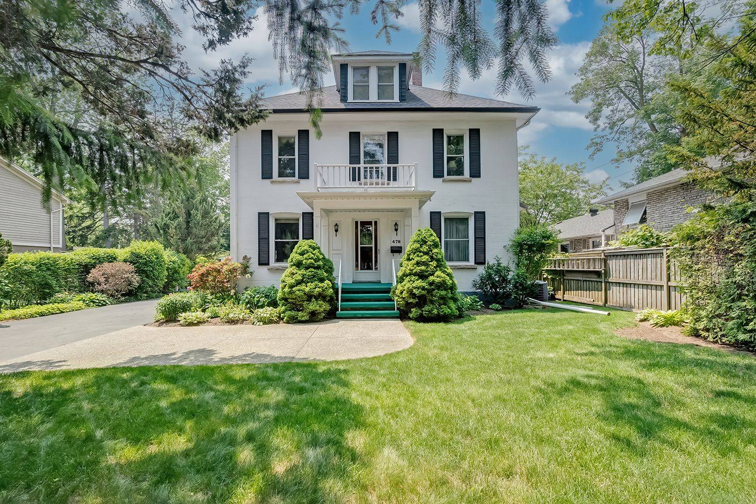 478 Maple Grove DR, Oakville, ON L6J 4W1
