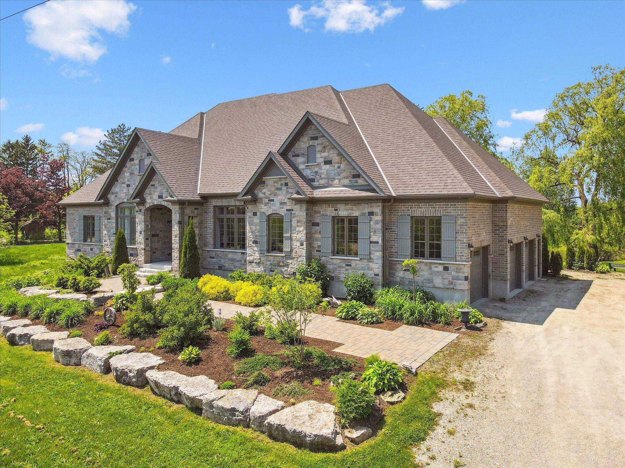 74 Gilmour RD, Puslinch, ON N0B 2J0