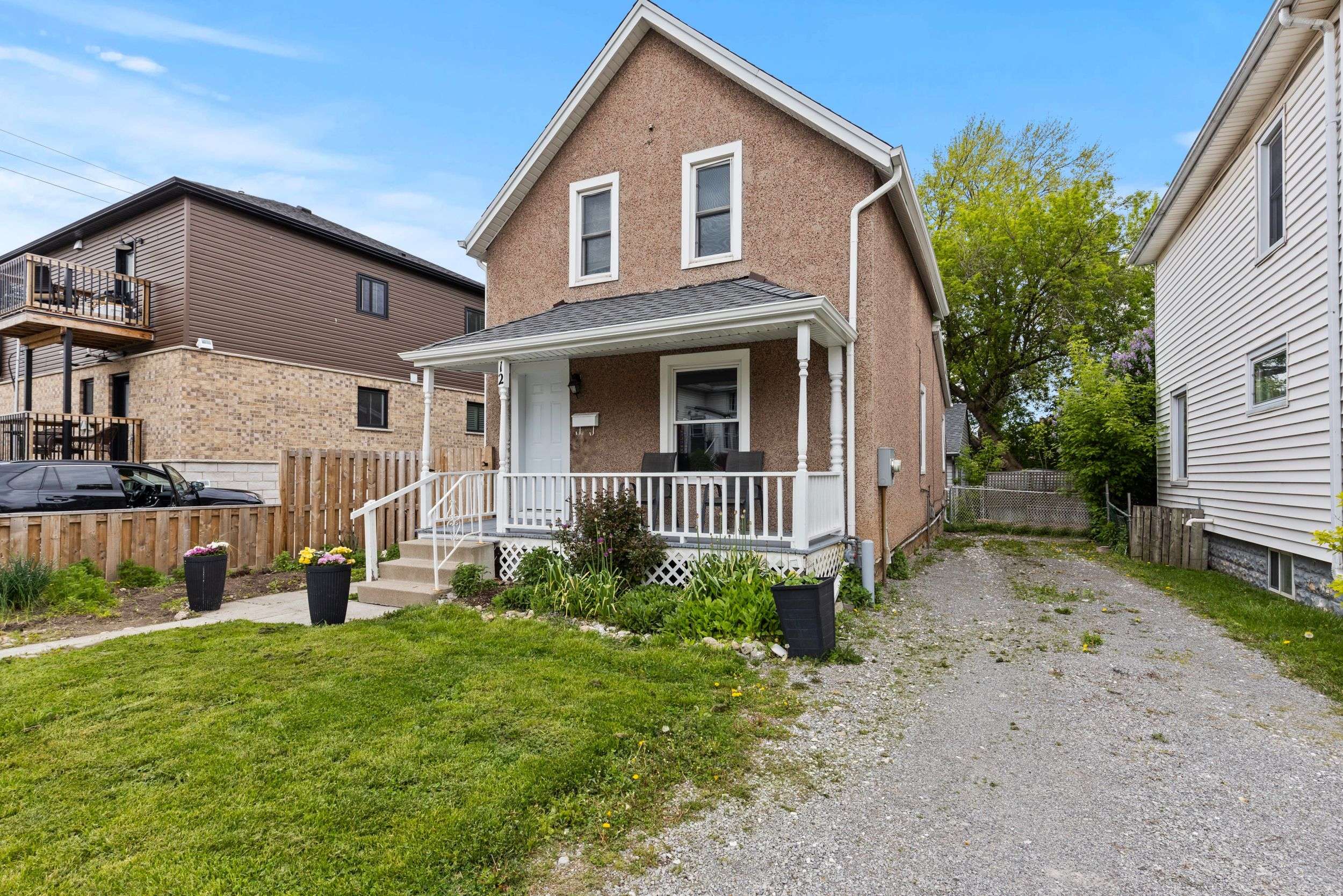 Welland, ON L3C 4K5,12 Elmview ST