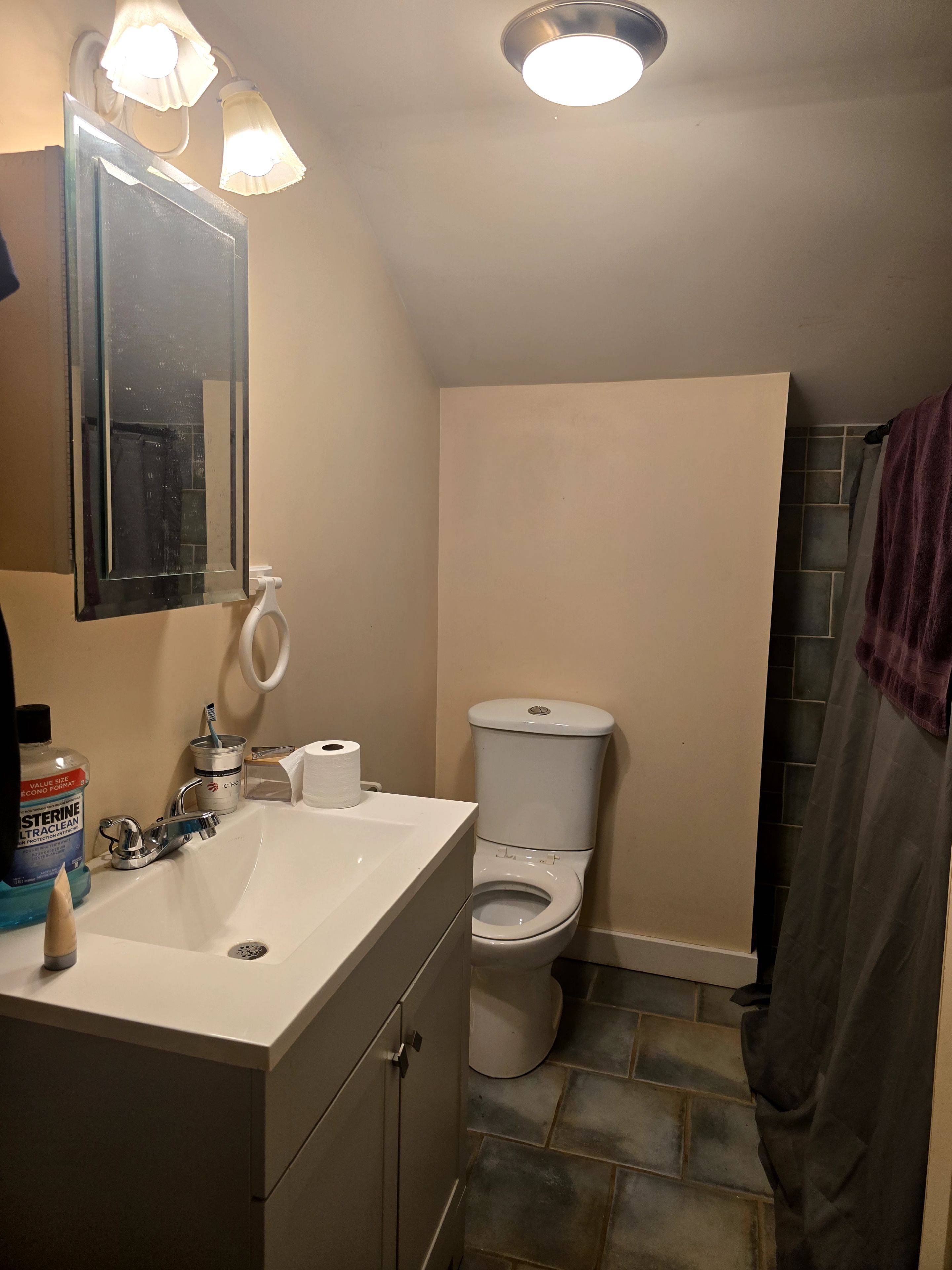20 Murney ST, Belleville, ON K8P 3N6
