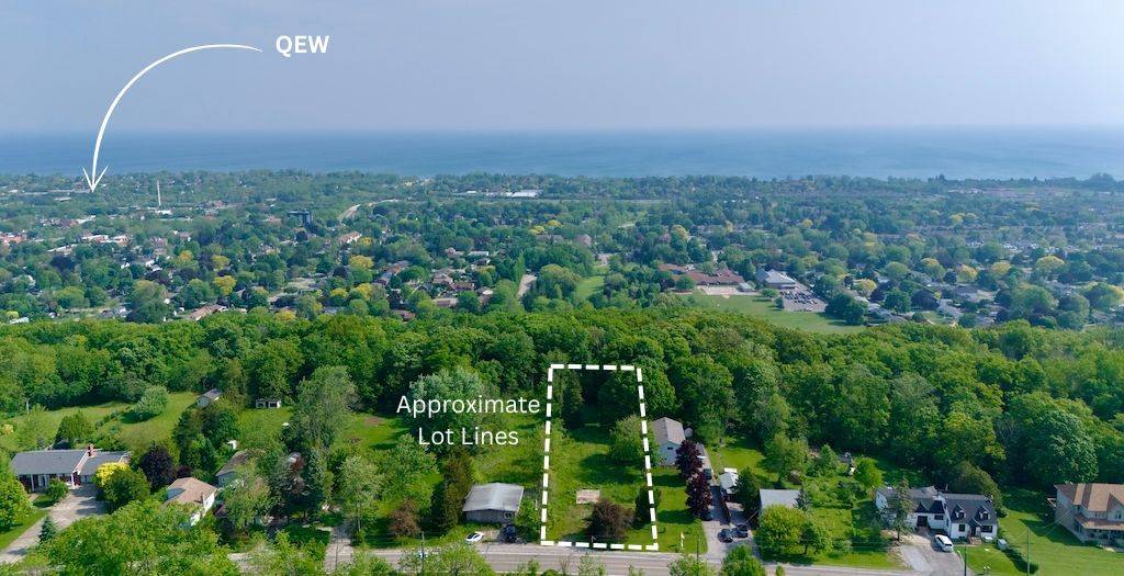 59 Ridge RD E, Grimsby, ON L3M 4E7