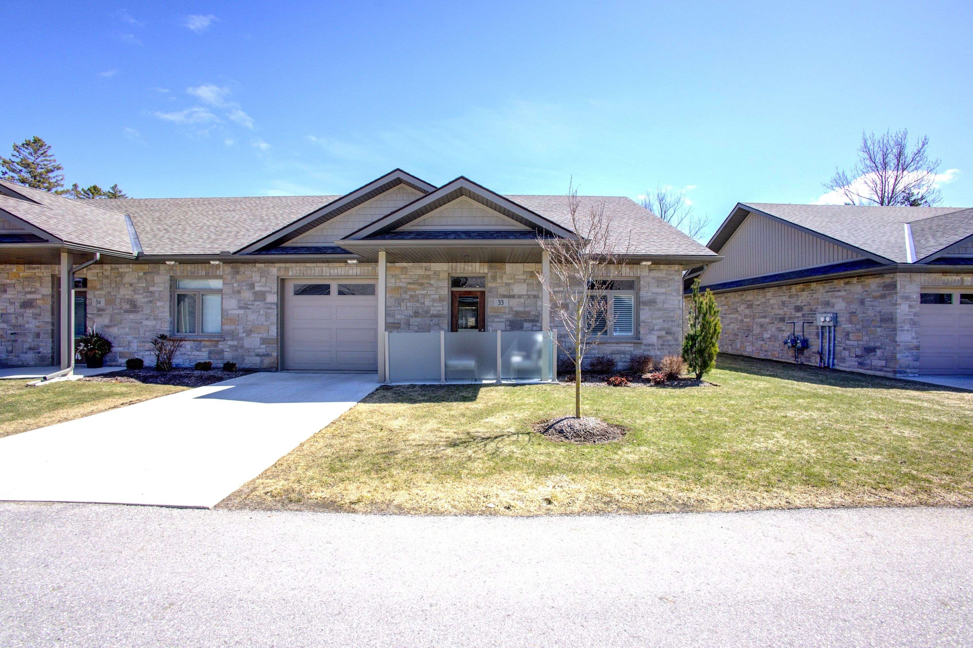 375 Mitchell RD S #33, North Perth, ON N4W 0H4