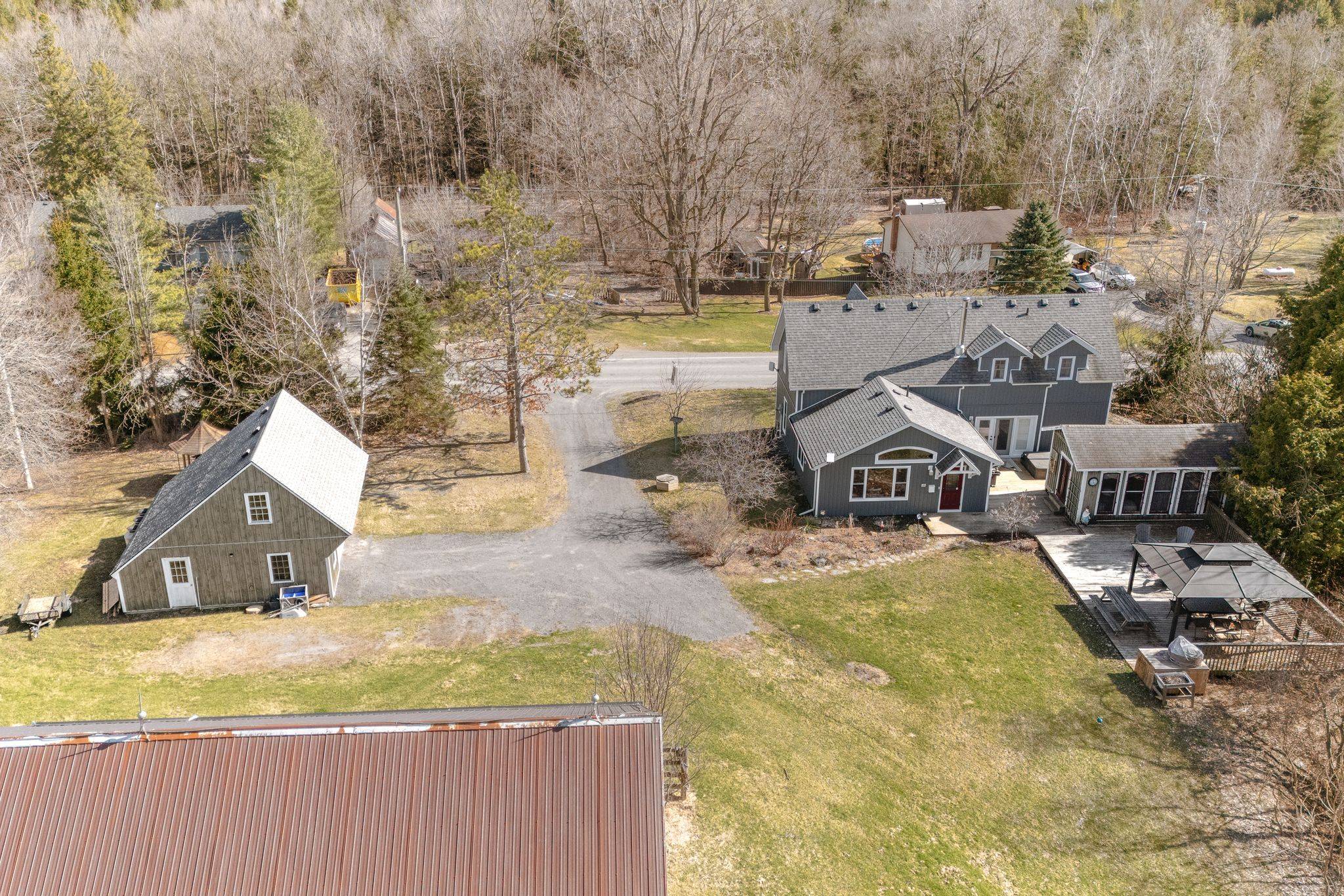 Quinte West, ON K8V 5P4,16882 Telephone RD