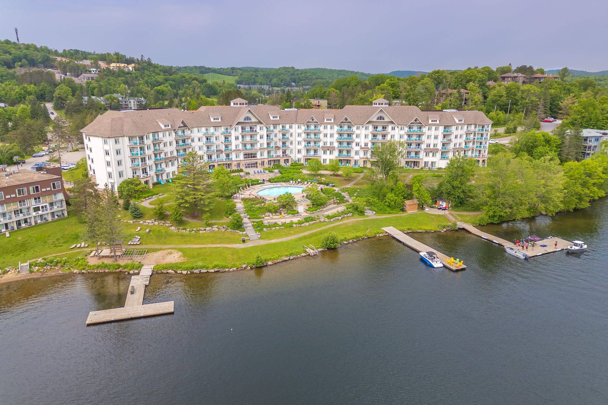 Huntsville, ON P1H 1A9,25 Pen Lake PT #314