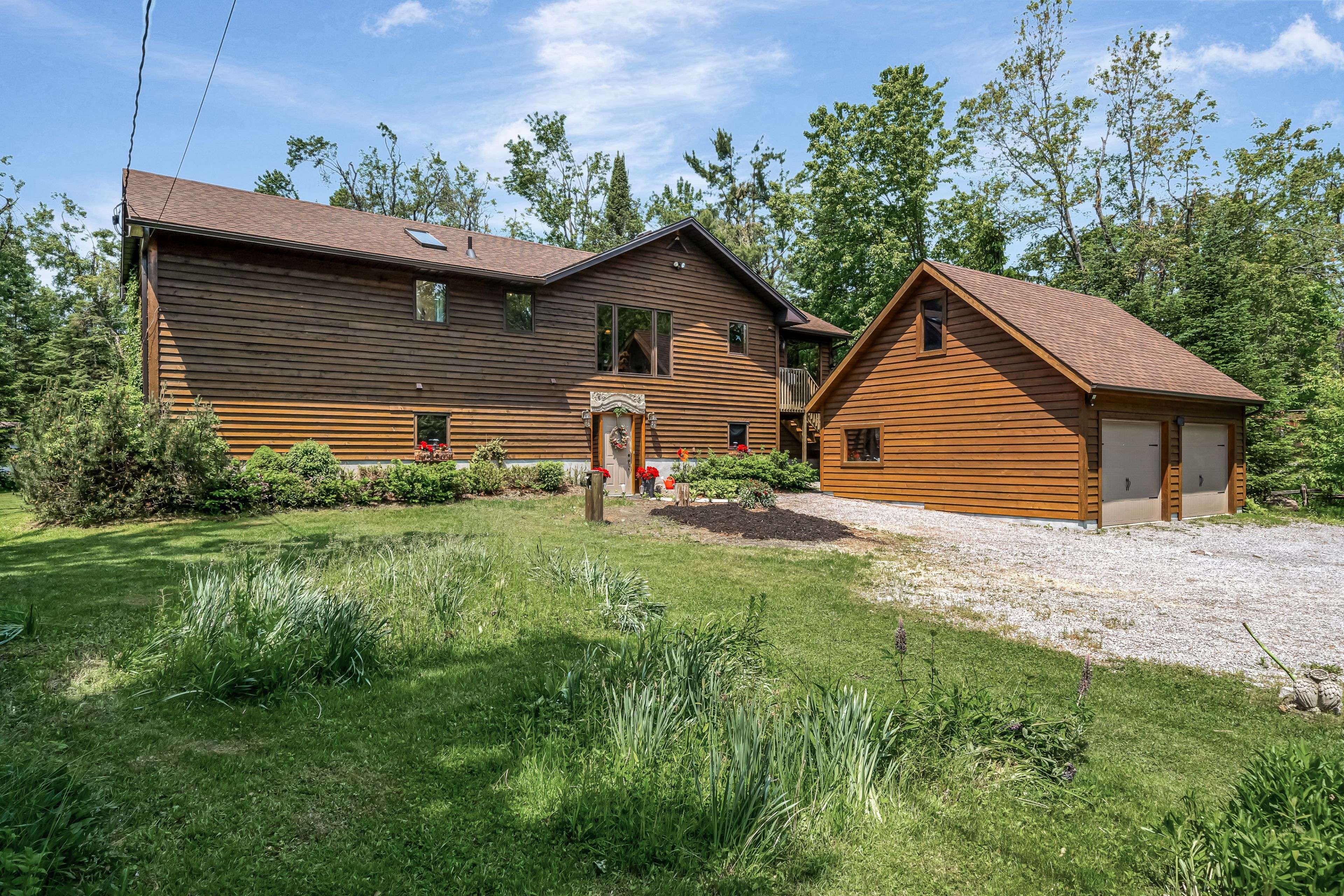 Trent Lakes, ON K0M 1A0,98 Edwina DR