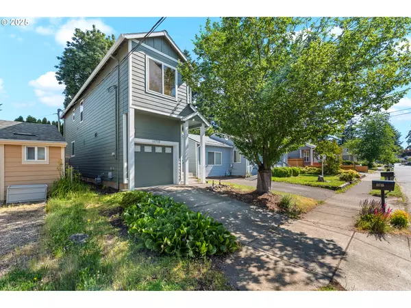11715 SE MAIN ST, Portland, OR 97216