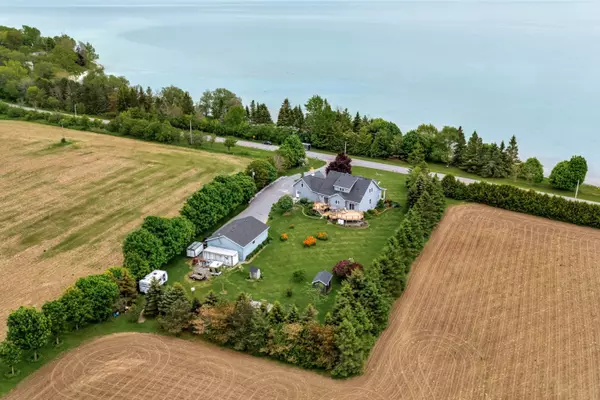 Prince Edward County, ON K0K 3L0,830 Huycks Point RD