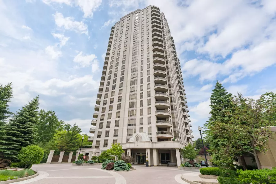 1900 The Collegeway N/A #1105, Mississauga, ON L5L 5Y8