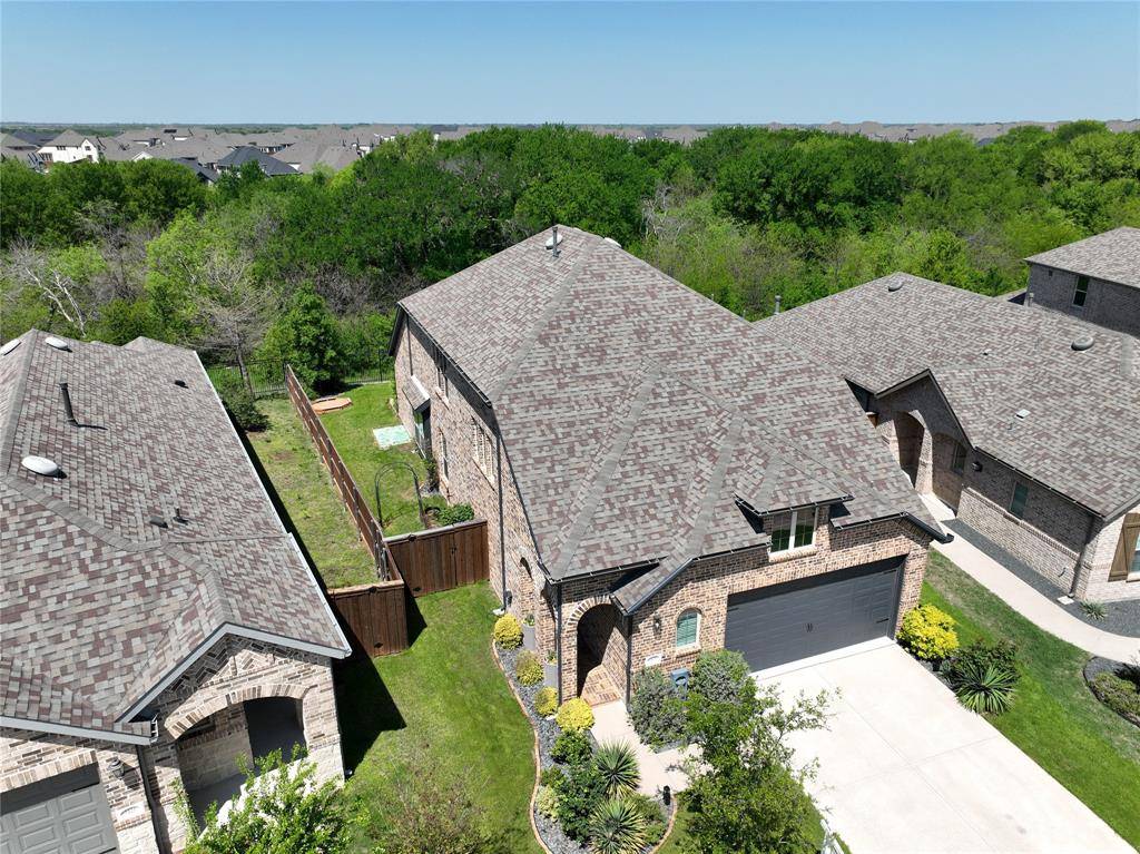 1025 Shire Drive, Aubrey, TX 76227