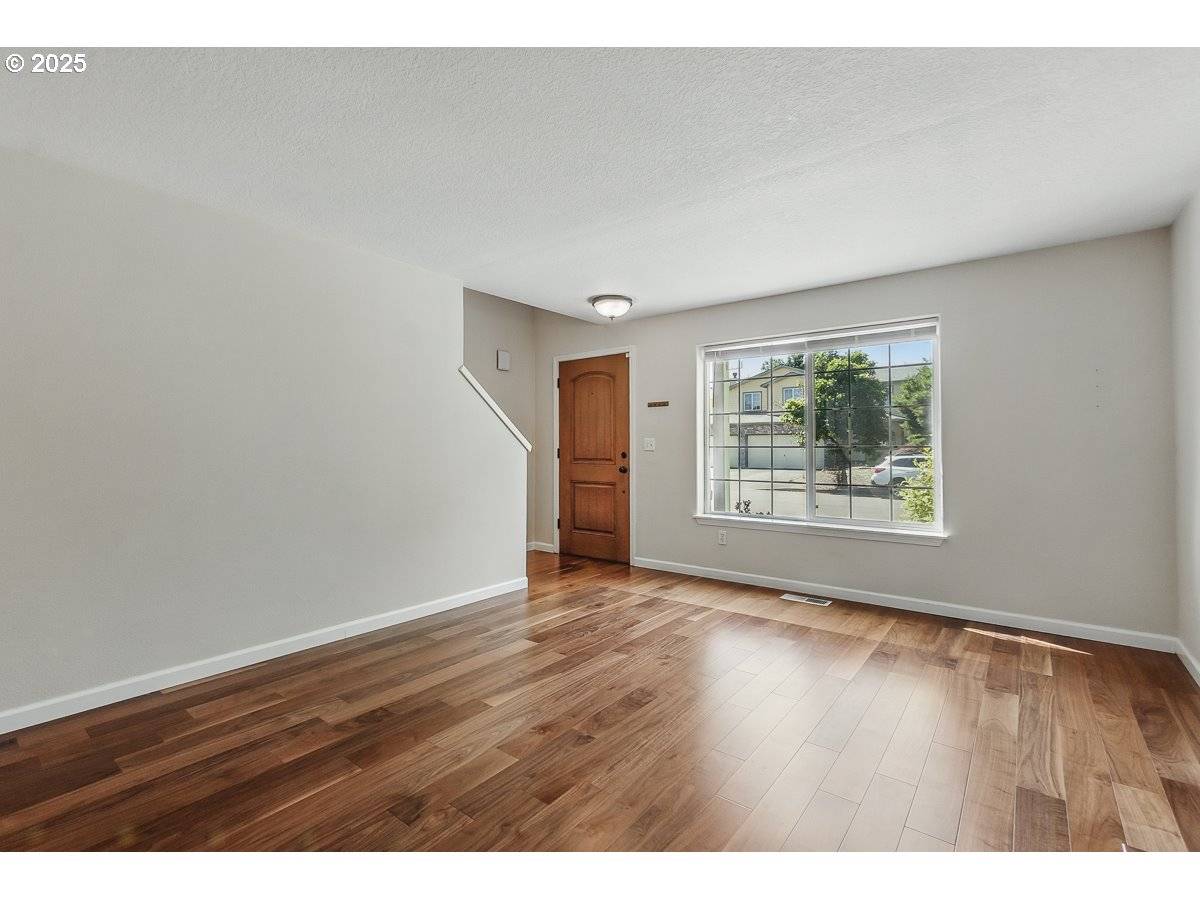 Hillsboro, OR 97123,7091 SE AUSTIN DR