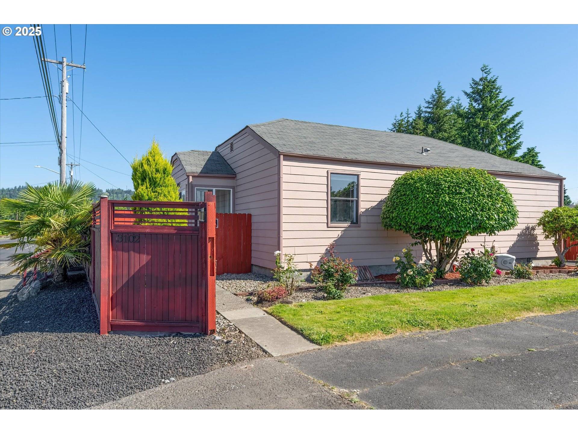 Longview, WA 98632,3102 COLUMBIA HEIGHTS RD