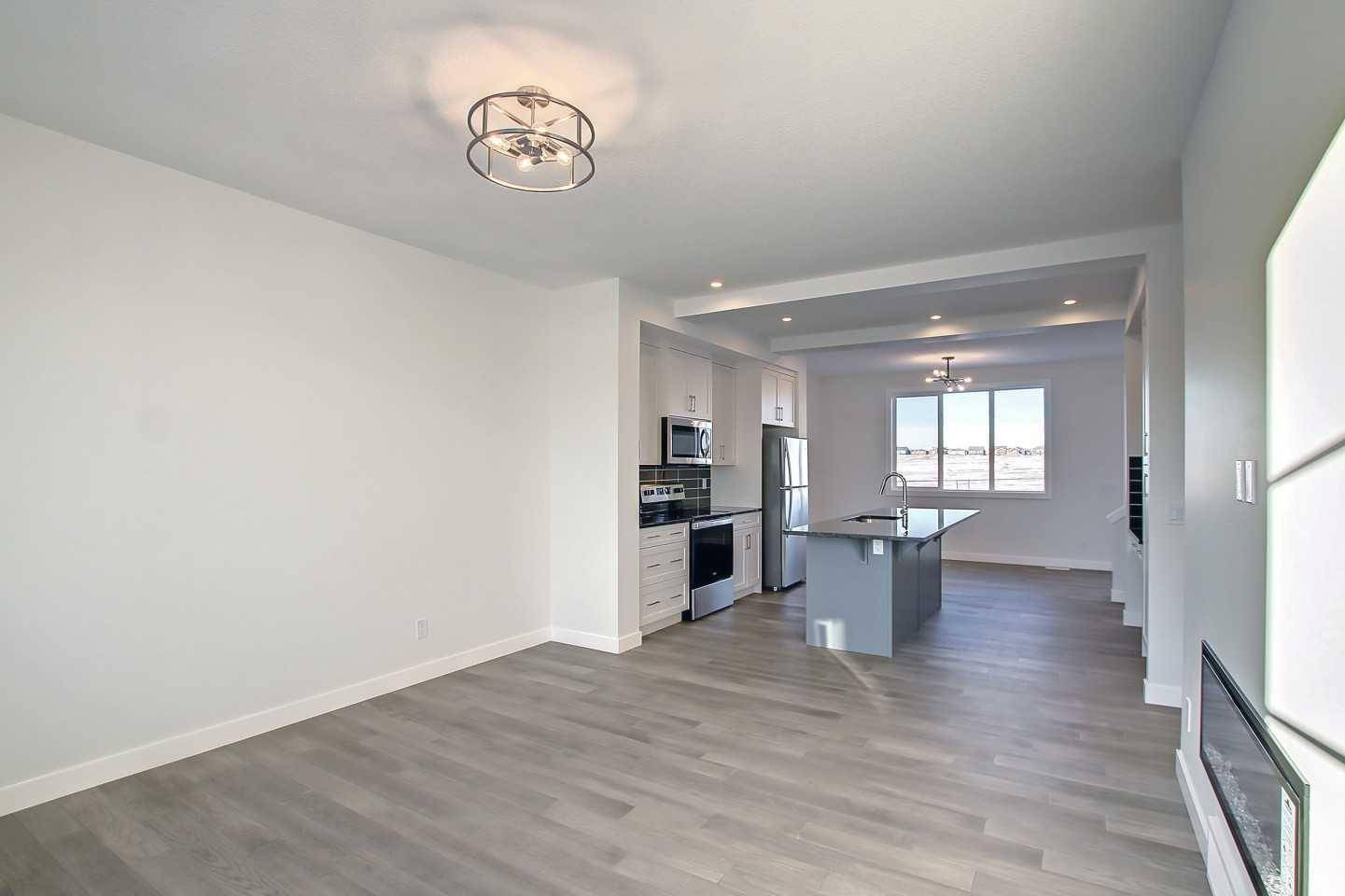 Chestermere, AB T1X 2Z7,340 Waterford BLVD