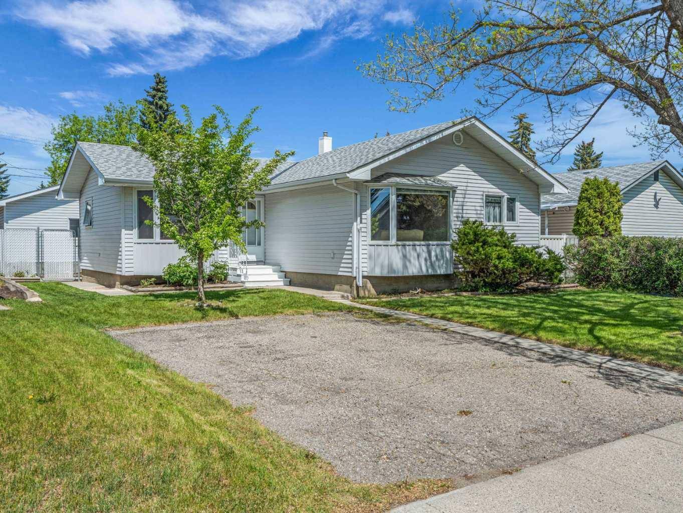 Calgary, AB T3E 5A8,76 Gordon DR Southwest
