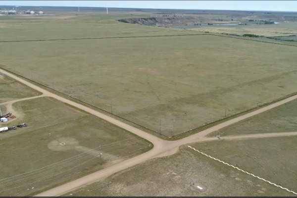 Medicine Hat, AB T1A 7G2,On 11 AVE NE