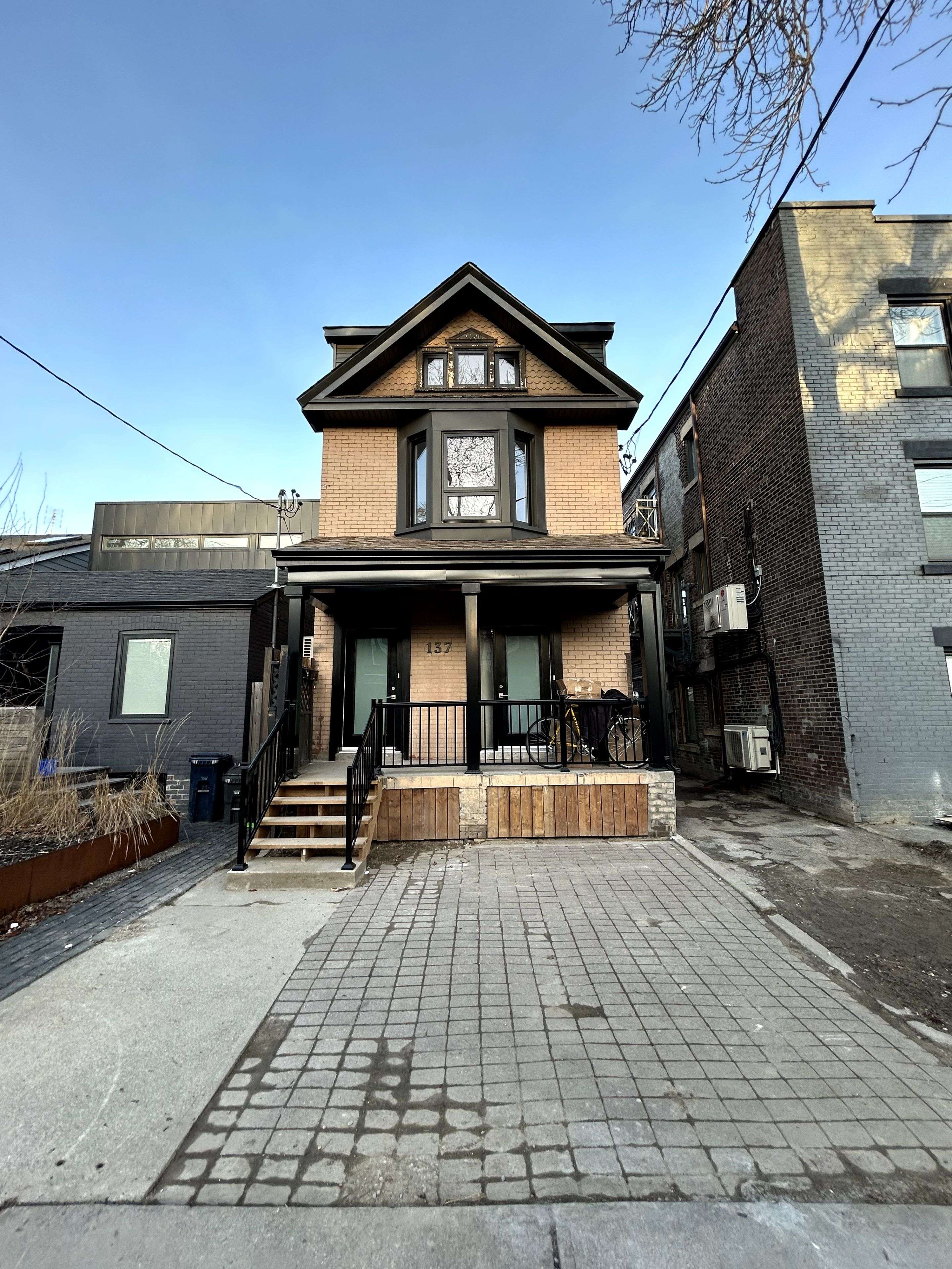 137 Curzon ST #3, Toronto E01, ON M4M 3B6