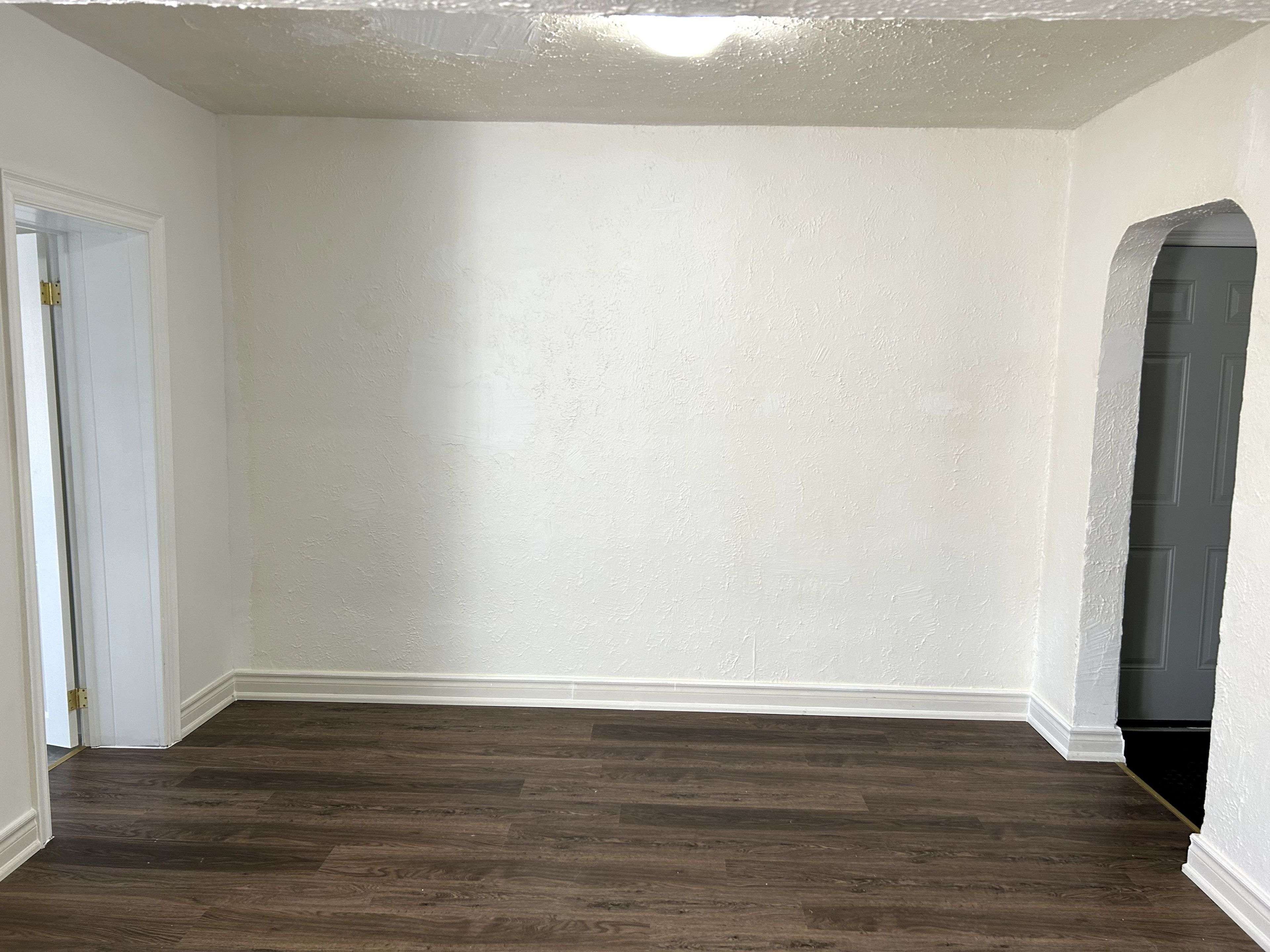 Toronto E01, ON M4L 1Y8,1295 Gerrard ST E #3