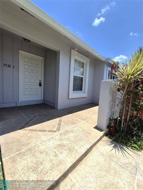 Margate, FL 33063,5510 S Lakewood Cir  #C