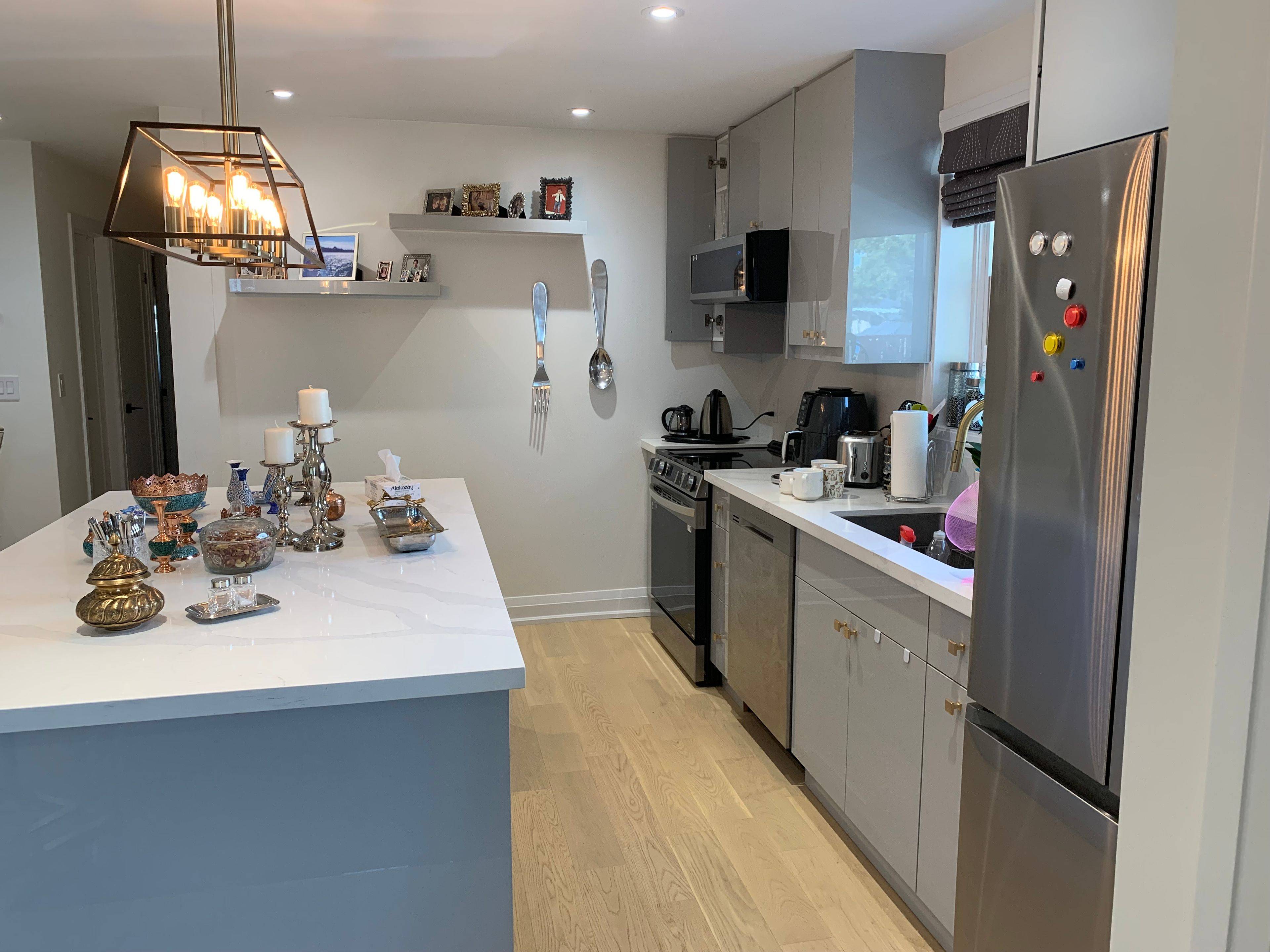 Newmarket, ON L3Y 2W4,139 Septonne AVE