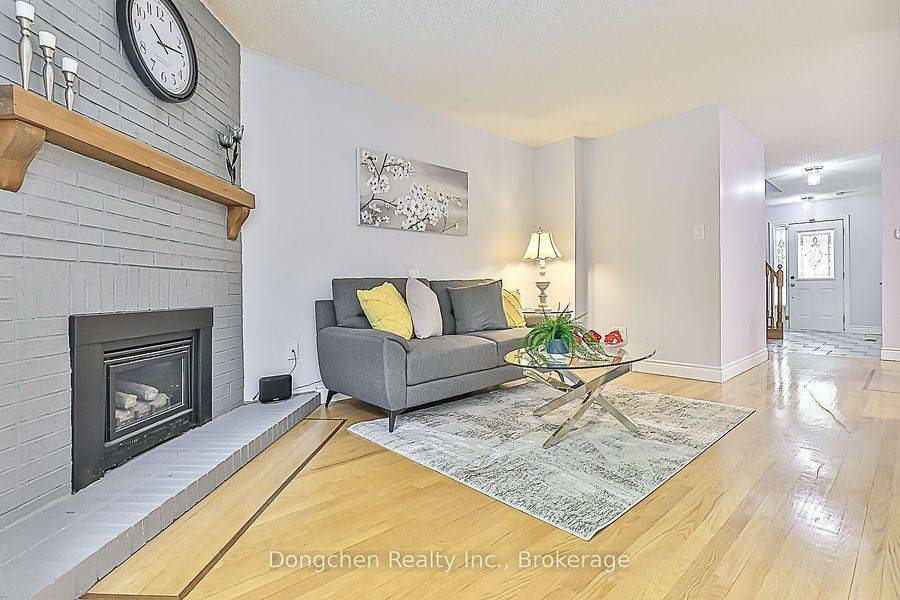 Richmond Hill, ON L4C 5W1,92 Stephenson CRES