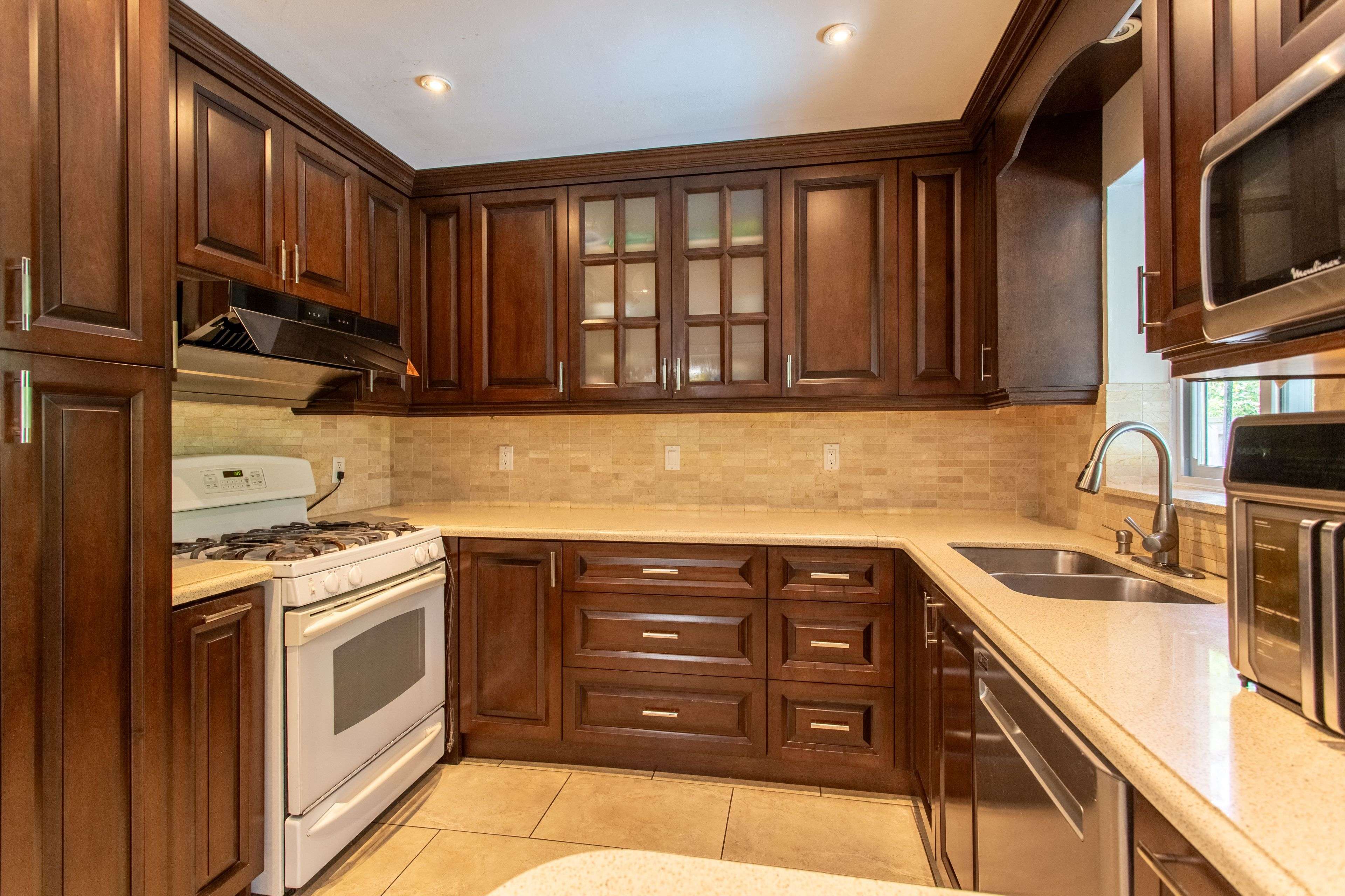 44 Graham CRES, Markham, ON L3P 4M1
