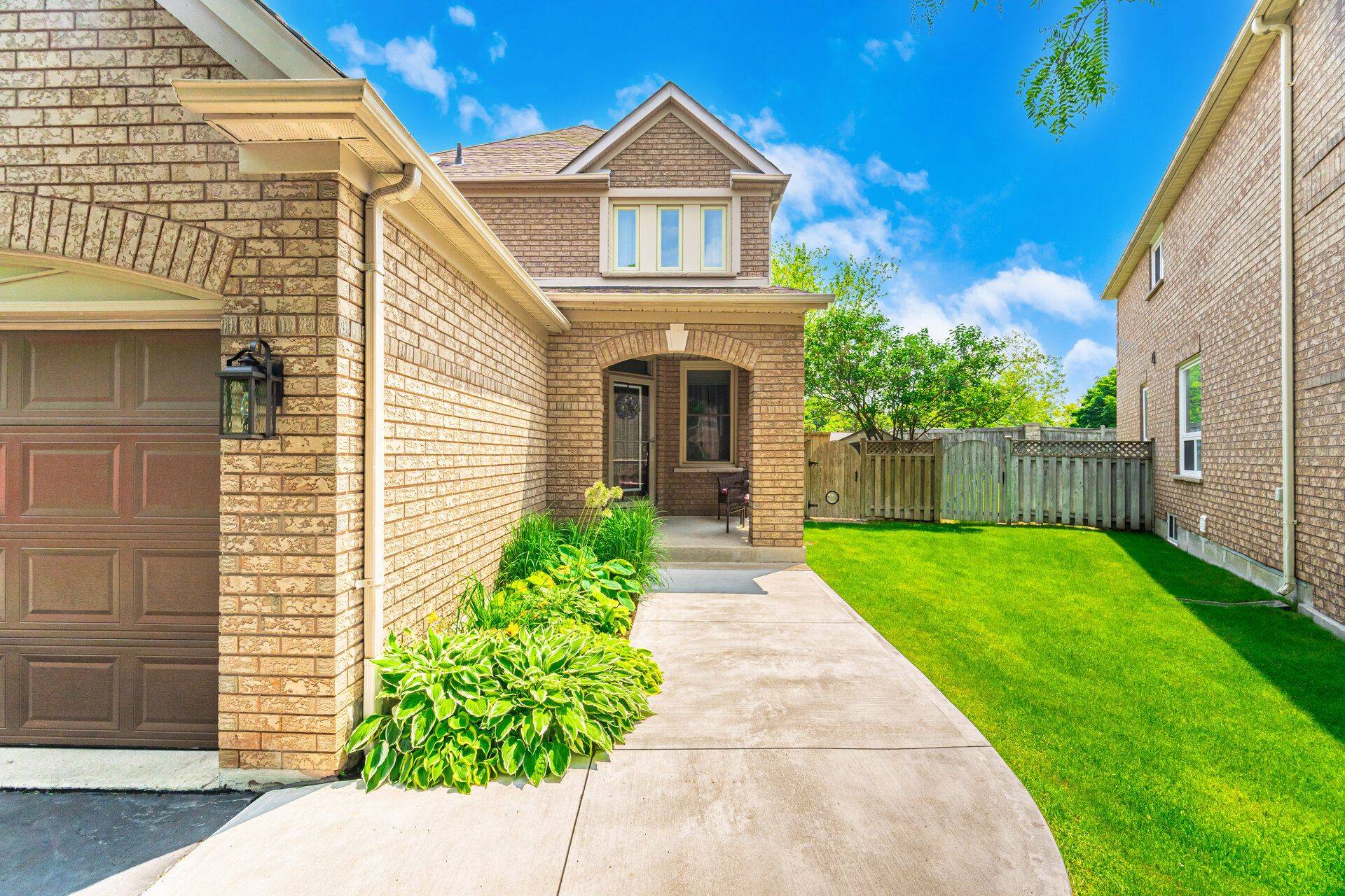 Brampton, ON L6R 1T2,8 Inwood PL