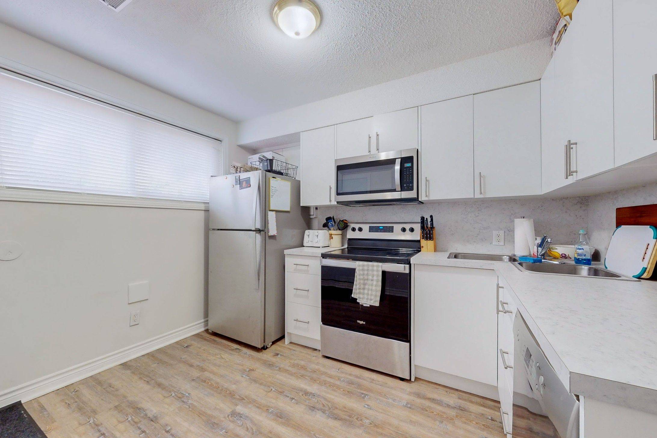 Whitby, ON M9M 2P1,54 Habitant DR #Basement