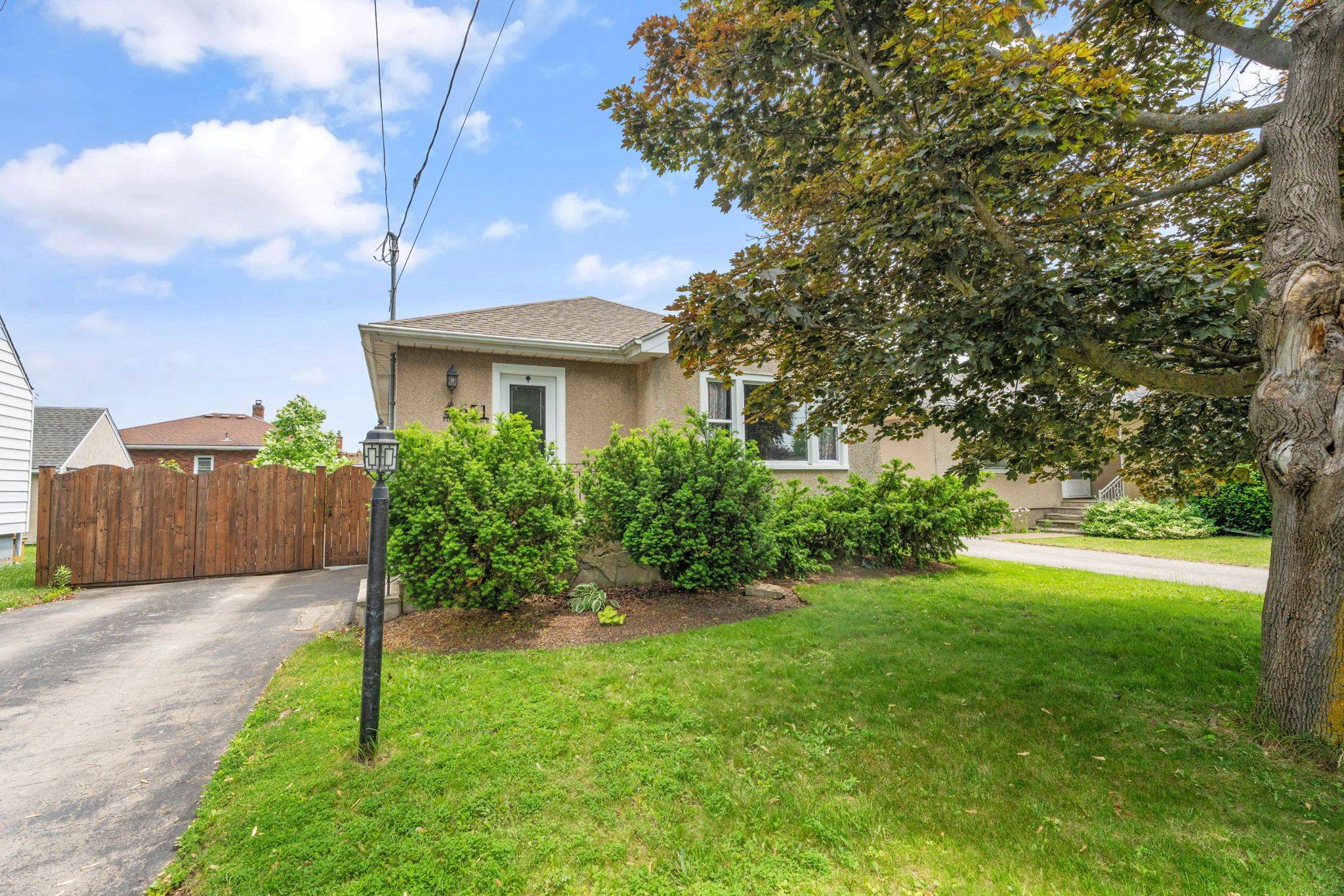 Port Colborne, ON L3K 4V7,651 Fielden AVE