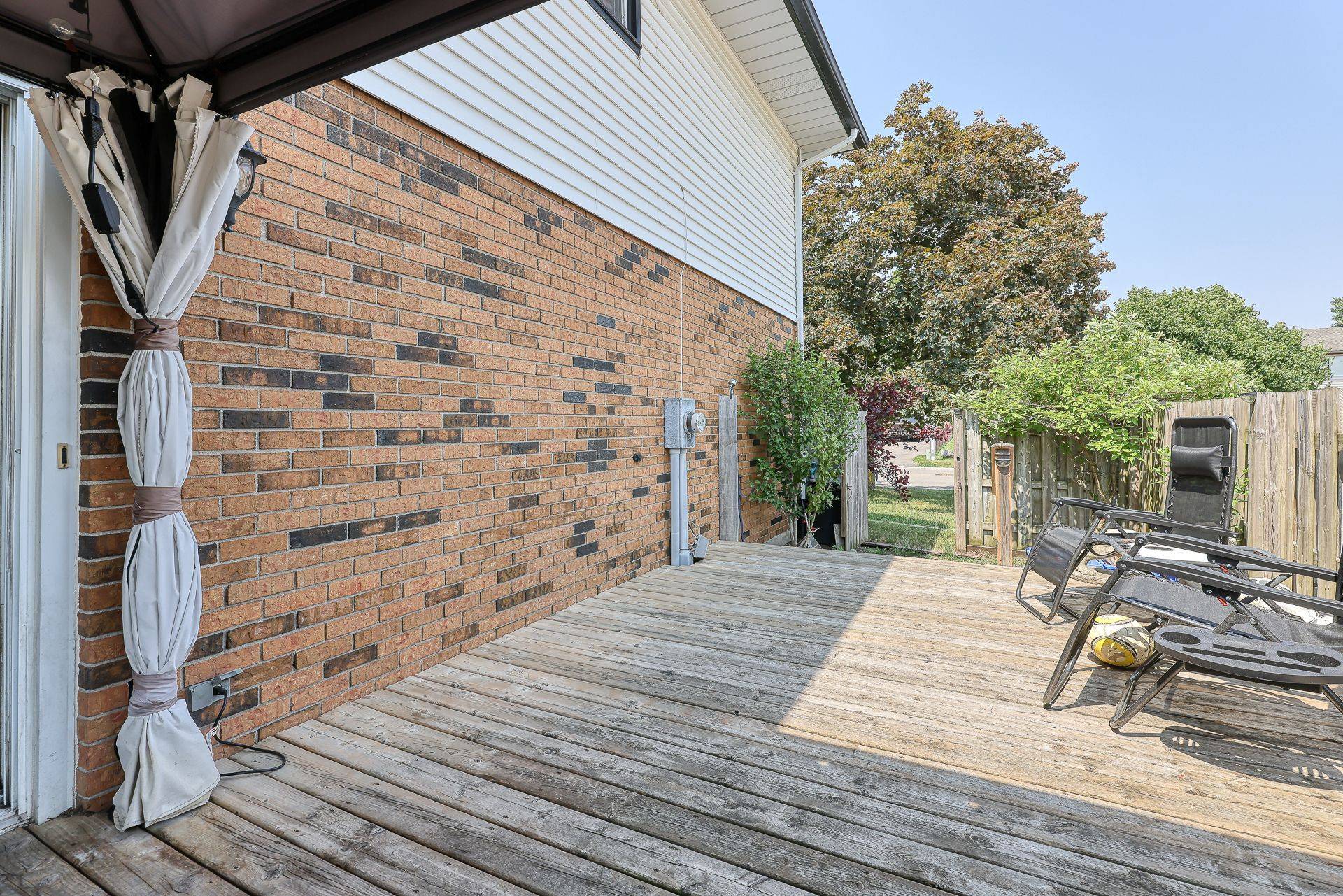Tillsonburg, ON N4G 4K7,15 Devonshire AVE #7