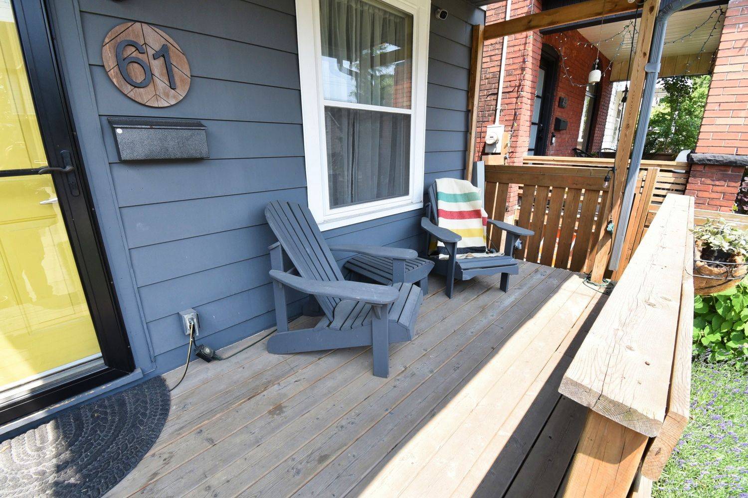 Hamilton, ON L8L 6K8,61 Chestnut AVE