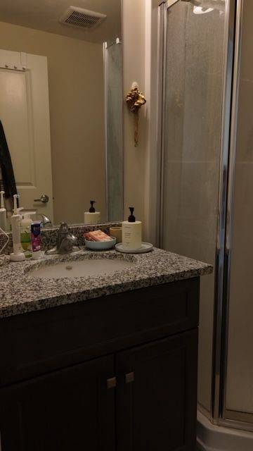 Guelph, ON N1L 0N6,1280 Gordon ST #111