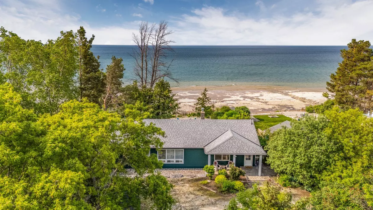 Blue Mountains, ON L9Y 0T7,209315 Highway 26 N/A