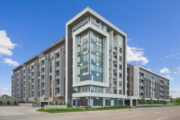 95 DUNDAS ST W #125, Oakville, ON L6M 5N4