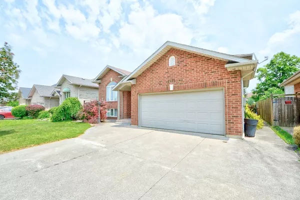 Windsor, ON N8P 1P9,1614 Morningstar AVE
