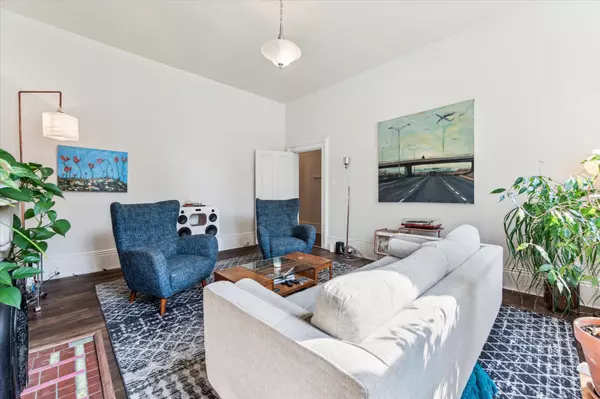 Guelph, ON N1H 2T8,7 Cambridge ST