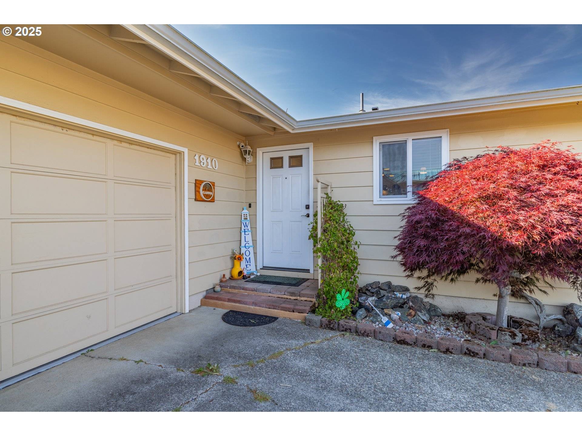 North Bend, OR 97459,1910 LINCOLN ST