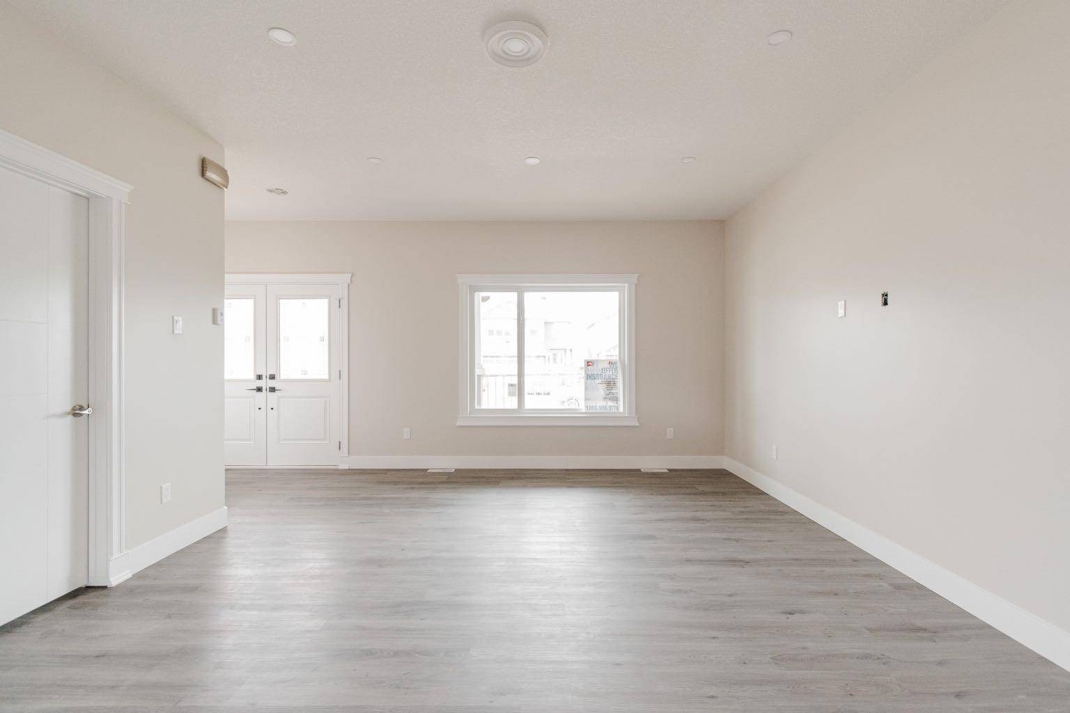 Fort Mcmurray, AB T9K 0W7,255 Prospect DR